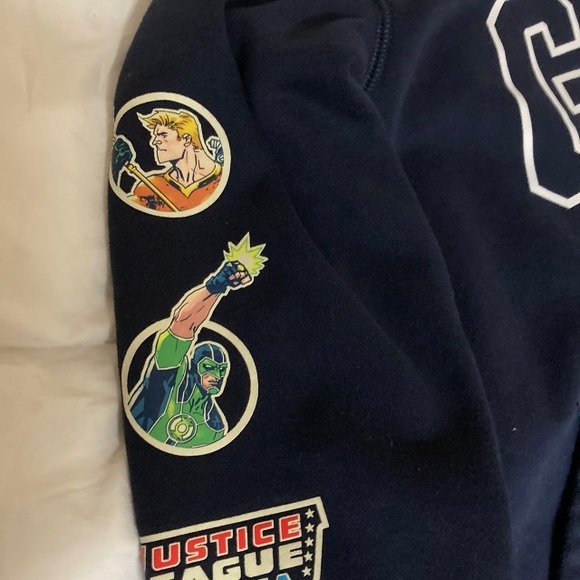 Boys Size 10-12 sweatshirts from. Gap stores - Picture 7 of 10